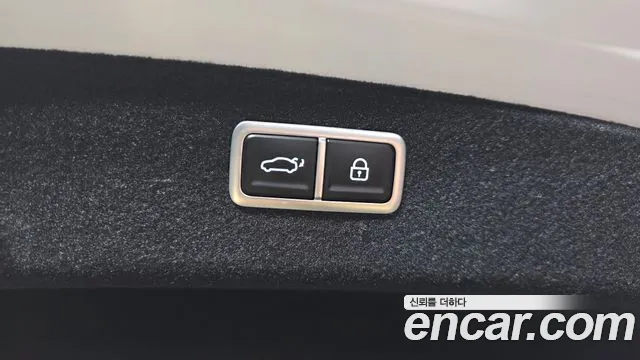 Genesis G80 Бензин 2.5 турбо AWD — Фото автомобиля 23
