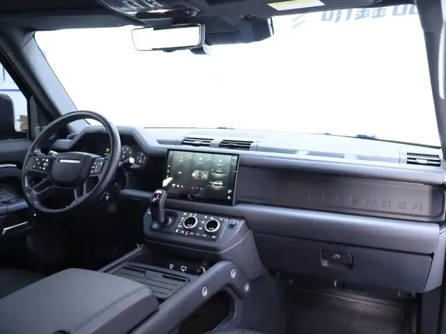 Land Rover Defender — Фото автомобиля 20