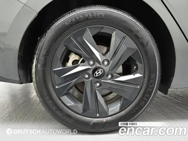 Hyundai AVANTE Avante (CN7) — Фото автомобиля 5