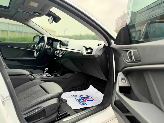 BMW 2 Series — Фото автомобиля 11