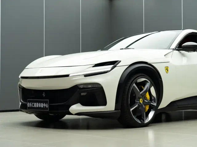 Ferrari Purosangue — Фото автомобиля 7