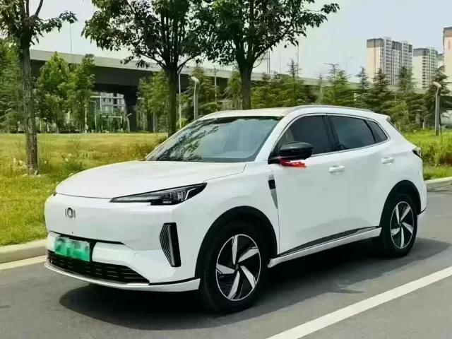 Фотография автомобиля — Changan Qiyuan Q05