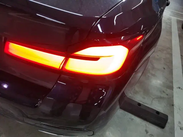 BMW 5 Series — Фото автомобиля 23