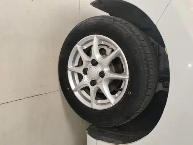 Roewe Clever — Фото автомобиля 22
