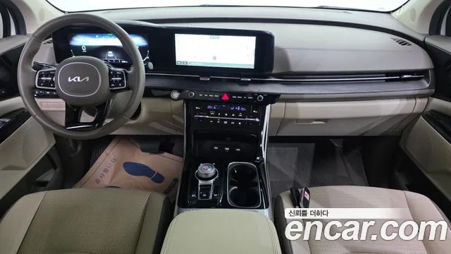 Kia Carnival Generation 4 — Фото автомобиля 7