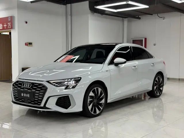 Фотография автомобиля — Audi A3