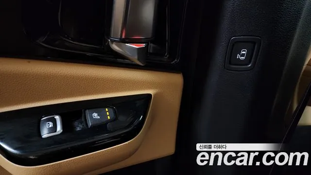 Kia Canival Carnival 4 поколение Дизель 9 мест Signature — Фото автомобиля 18