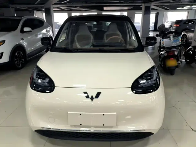 Wuling Bingo — Фото автомобиля 2