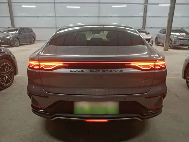BYD Han — Фото автомобиля 5