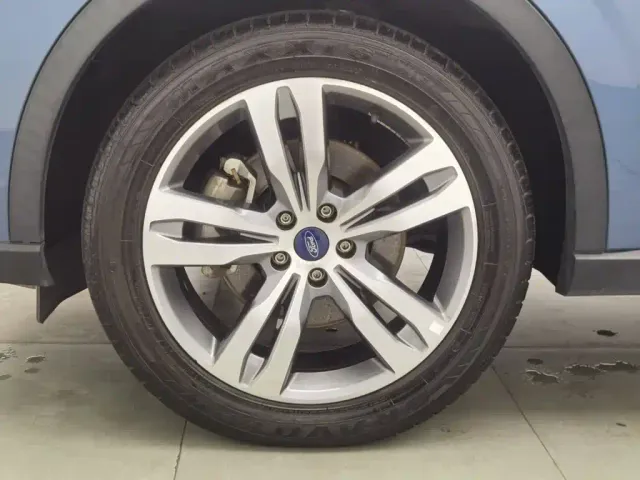 Ford Lingrui — Фото автомобиля 17