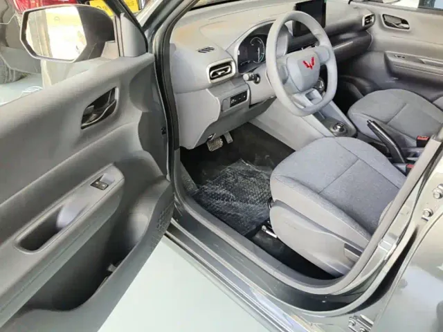 Wuling Hongguang — Фото автомобиля 15