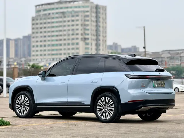 Nio ES7 — Фото автомобиля 5