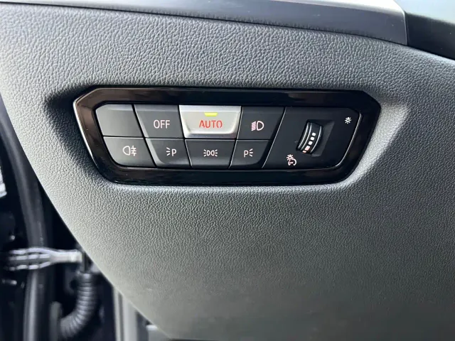BMW 3 Series — Фото автомобиля 9