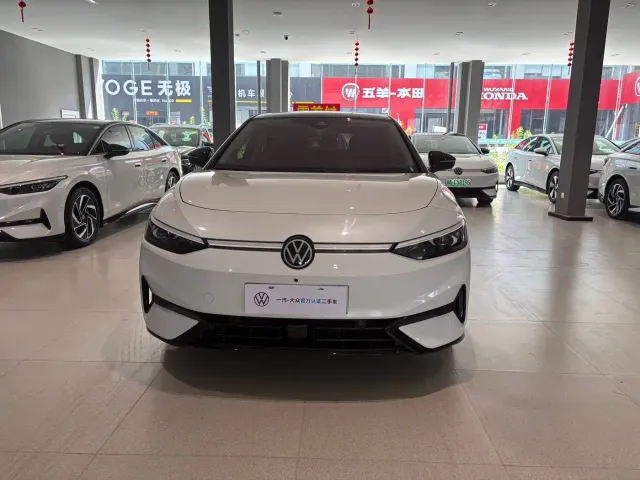 Volkswagen ID.7 Vizzion — Фото автомобиля 2
