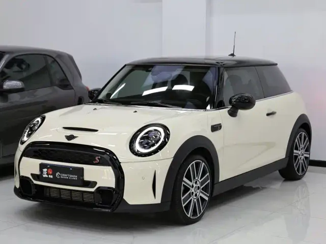 MINI Hatch — Фото автомобиля 19