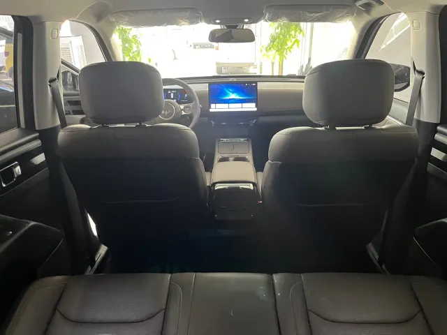 Wuling Starlight 560 — Фото автомобиля 13