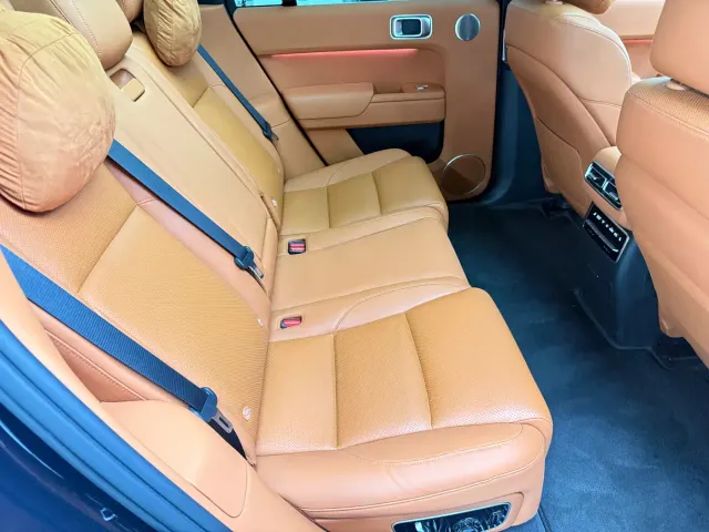 Li Auto L7 — Фото автомобиля 10