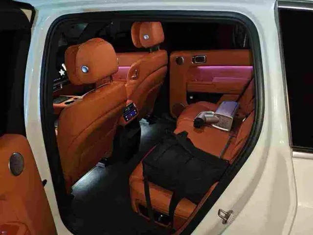 Li Auto L7 — Фото автомобиля 5