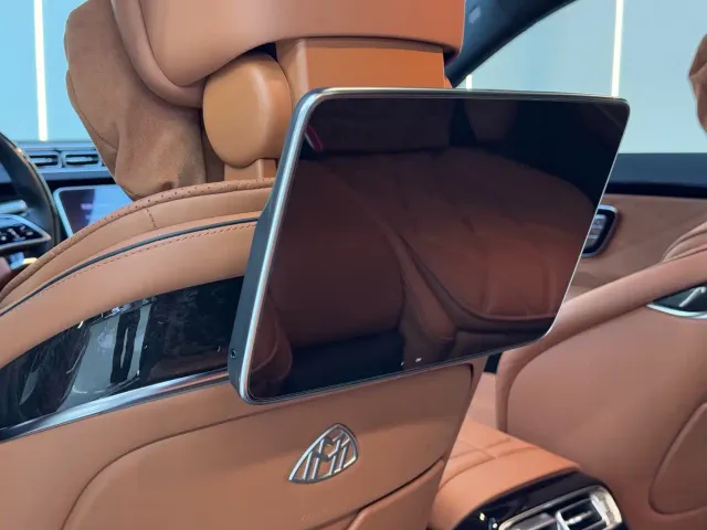 Mercedes-Benz Maybach S-Class — Фото автомобиля 22