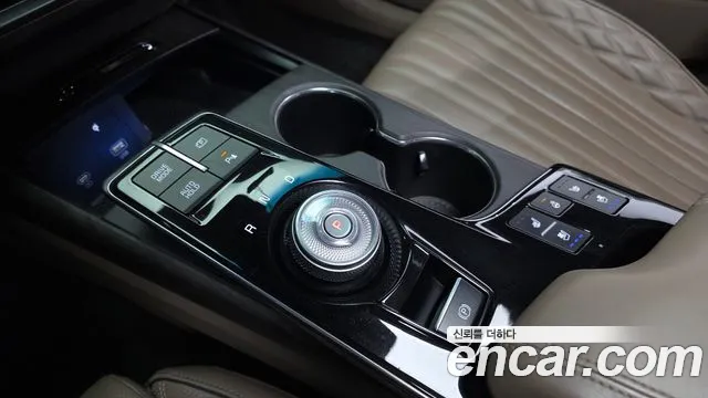 Kia K8 K8 Hybrid — Фото автомобиля 11