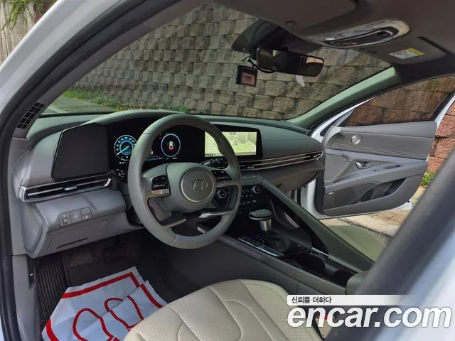 Hyundai Avante CN7 — Фото автомобиля 7