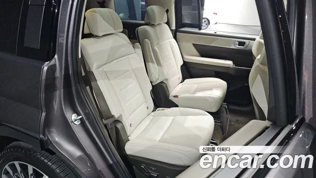 Hyundai Santafe Santa Fe (MX5) Бензин 2.5T 4WD — Фото автомобиля 8