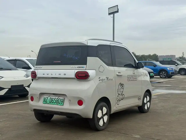 Wuling Hongguang Mini EV — Фото автомобиля 5
