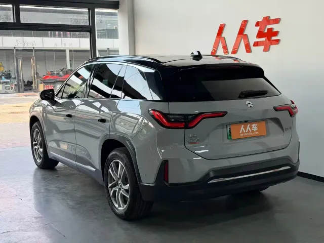 Nio ES6 — Фото автомобиля 22