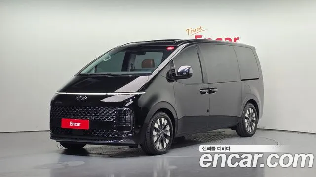 Фотография автомобиля — Hyundai Staria
