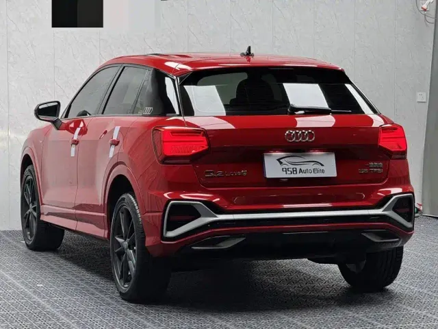 Audi Q2L — Фото автомобиля 11