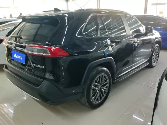 Toyota Wildlander — Фото автомобиля 3