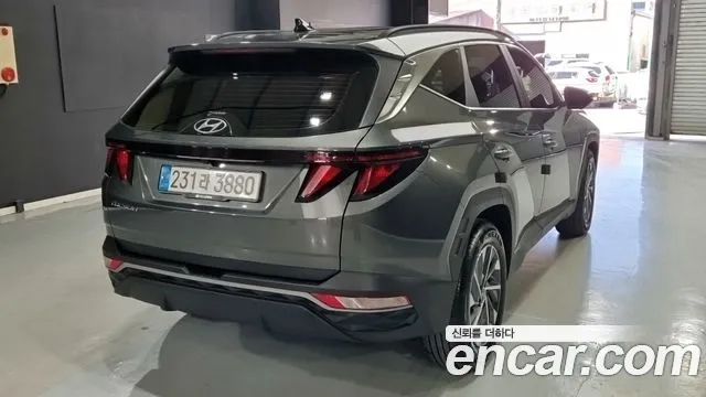 Hyundai Tucson Tucson (NX4) Бензин 1.6 турбо 2WD — Фото автомобиля 2