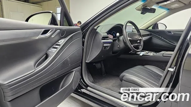Genesis G80 Бензин 3.5 турбо AWD — Фото автомобиля 10