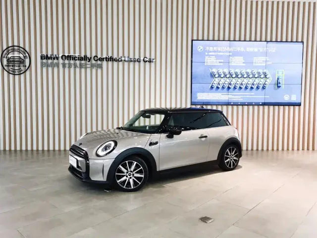 Фотография автомобиля — MINI Hatch
