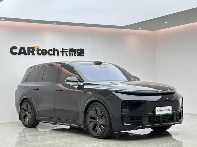 Li Auto L9 — Фото автомобиля 6