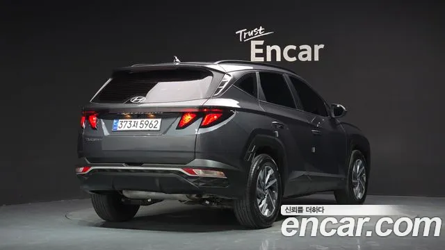 Hyundai Tucson Tucson (NX4) Бензин 1.6 турбо 2WD — Фото автомобиля 2