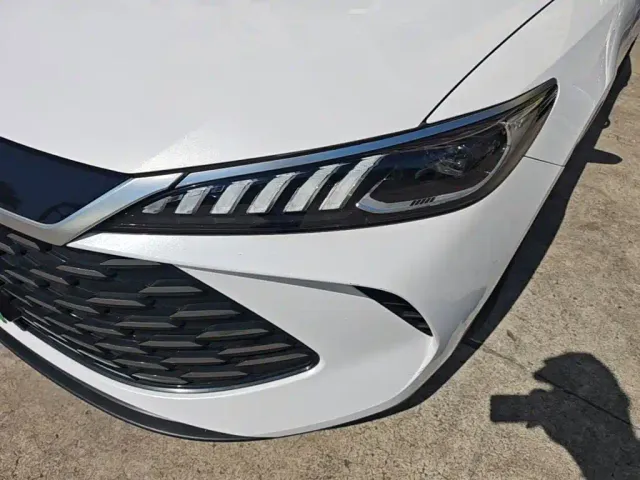 BYD Qin PLUS — Фото автомобиля 23