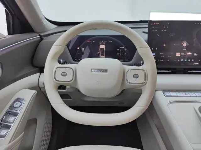 Haval Xiaolong MAX — Фото автомобиля 15