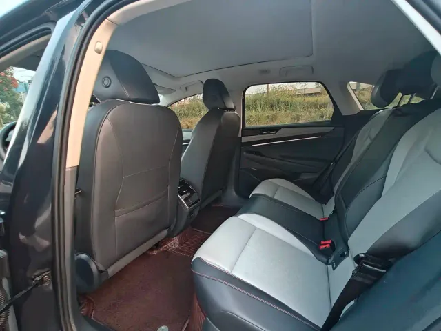 Volkswagen ID.7 Vizzion — Фото автомобиля 10