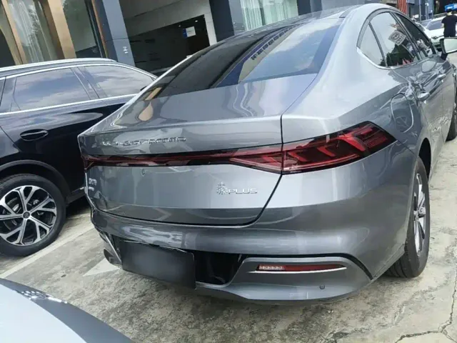 BYD Qin PLUS — Фото автомобиля 5