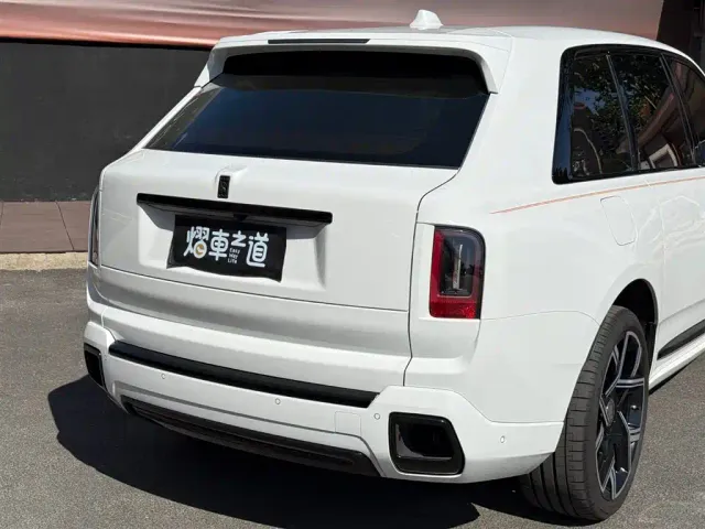 Rolls-Royce Cullinan — Фото автомобиля 20