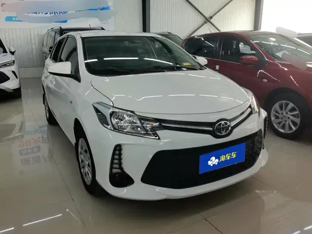 Toyota Vios FS — Фото автомобиля 2