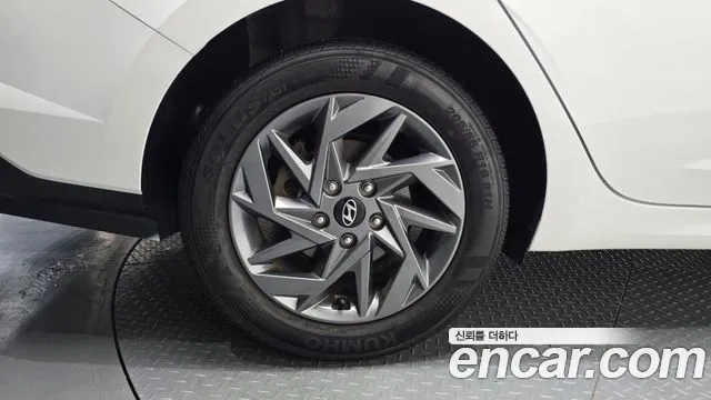 Hyundai AVANTE Новый Avante (CN7) — Фото автомобиля 5