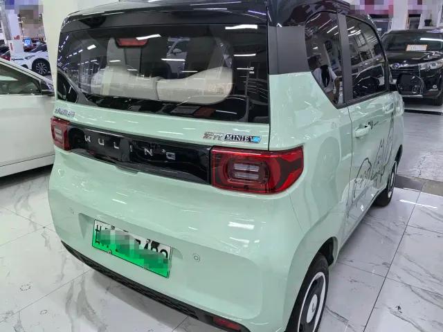 Wuling Hongguang Mini EV — Фото автомобиля 5