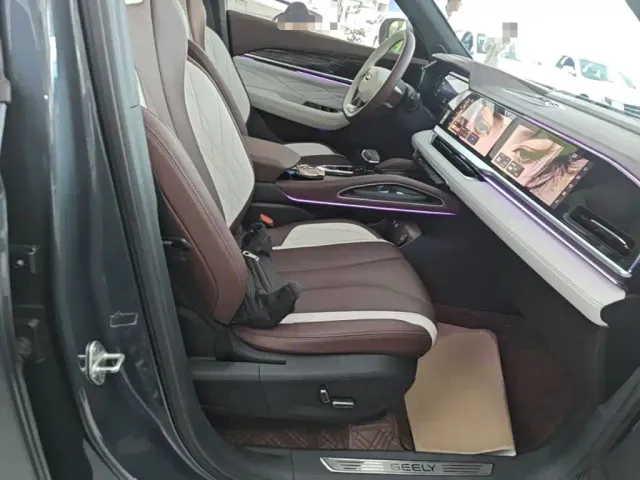 Geely Xingyue L — Фото автомобиля 24