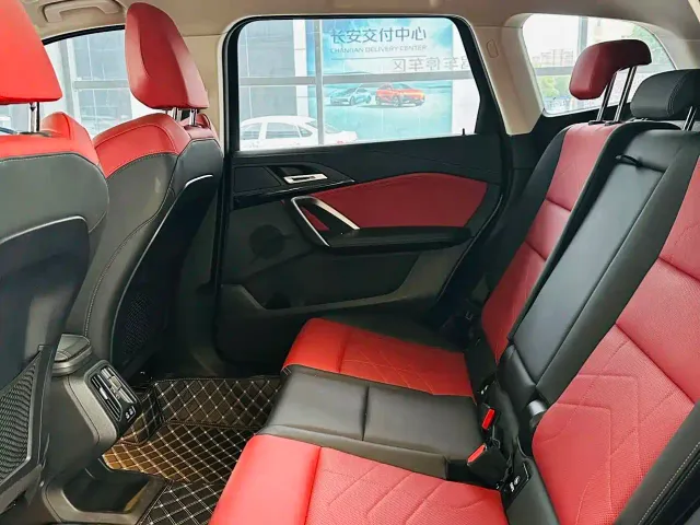 BMW X1 — Фото автомобиля 14