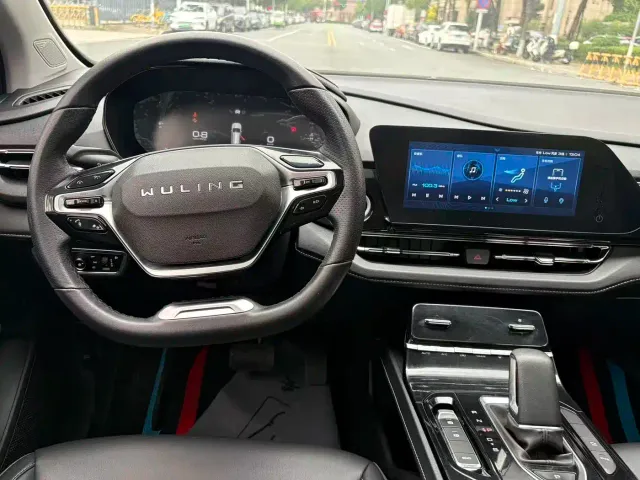Wuling Victory — Фото автомобиля 19