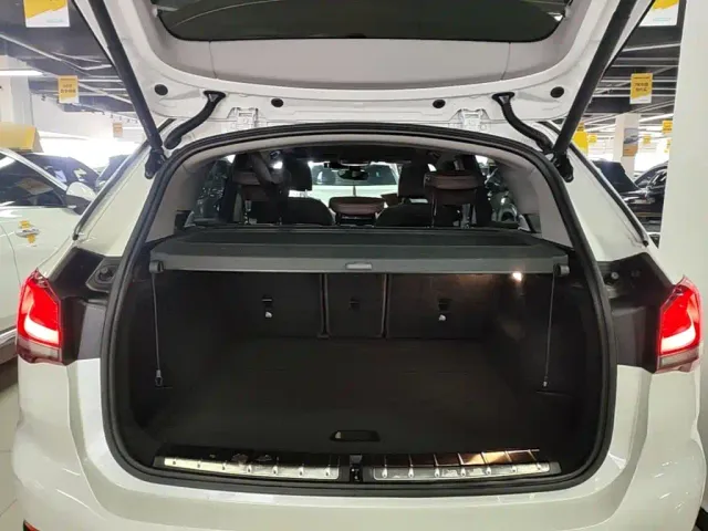 BMW X1 — Фото автомобиля 18