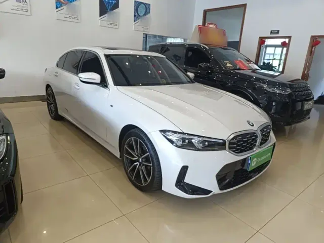BMW 3 Series — Фото автомобиля 3