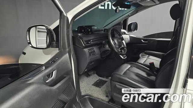 Hyundai Staria — Фото автомобиля 15